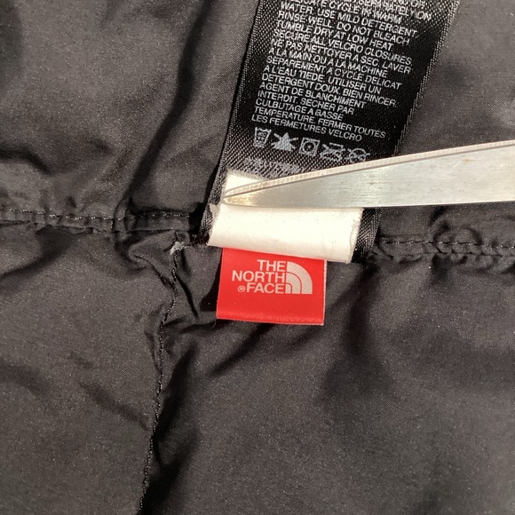 The North Face 700 A0256 Midnight Black Quilted Vest Goose Down Full Zip Size L - Picture 10 of 12